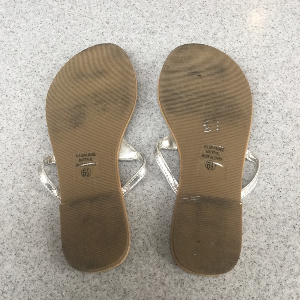 CityClassified Sparkly Sandals Size 6.5 - Picture 8 of 9